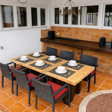 بيت ضيافة Zaks House Valle San Lorenzo